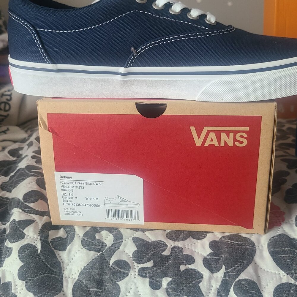 Vans - Picture 2 of 3